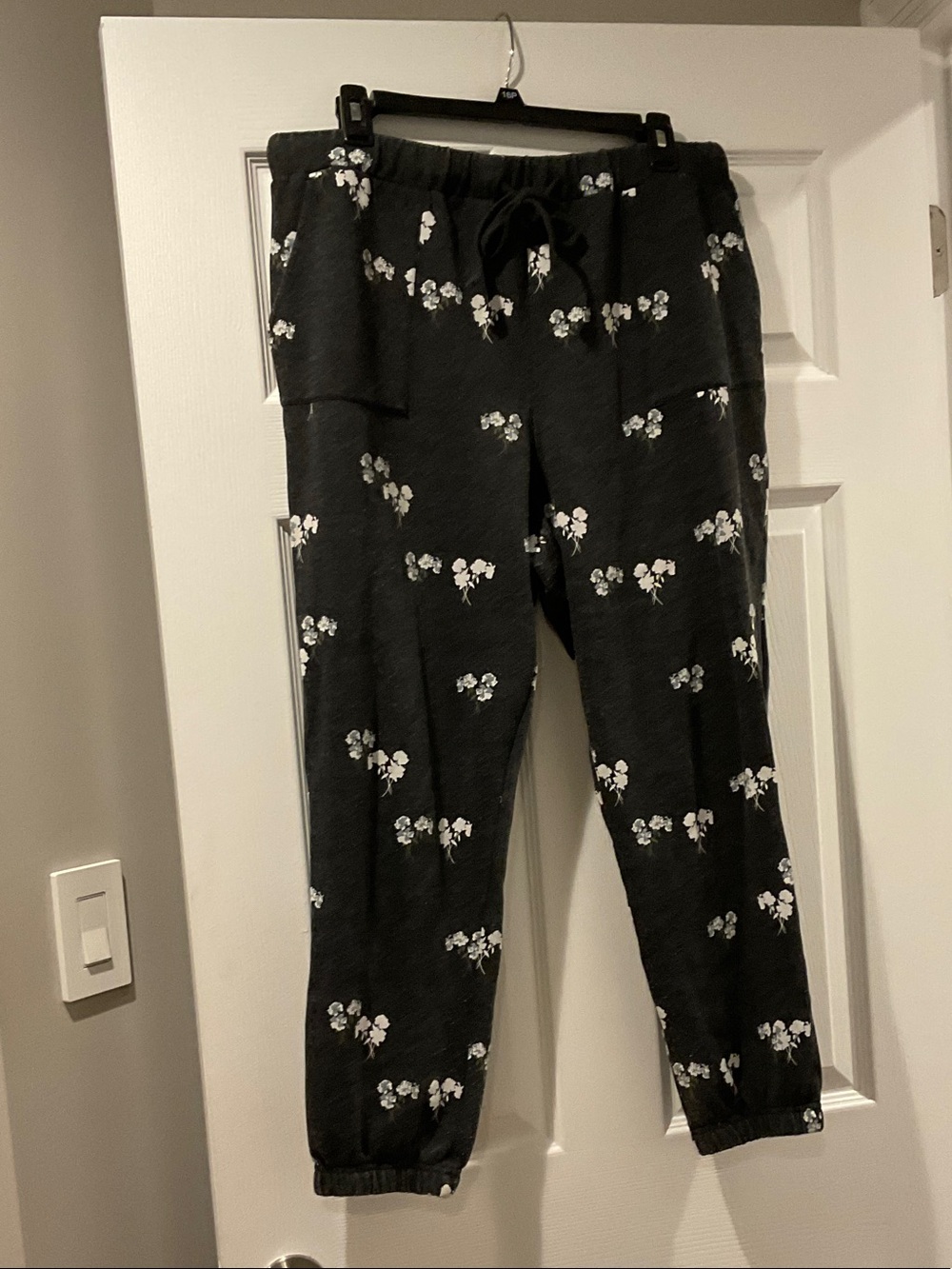 Lucky Brand Black Jogger Pants with White Floral Print